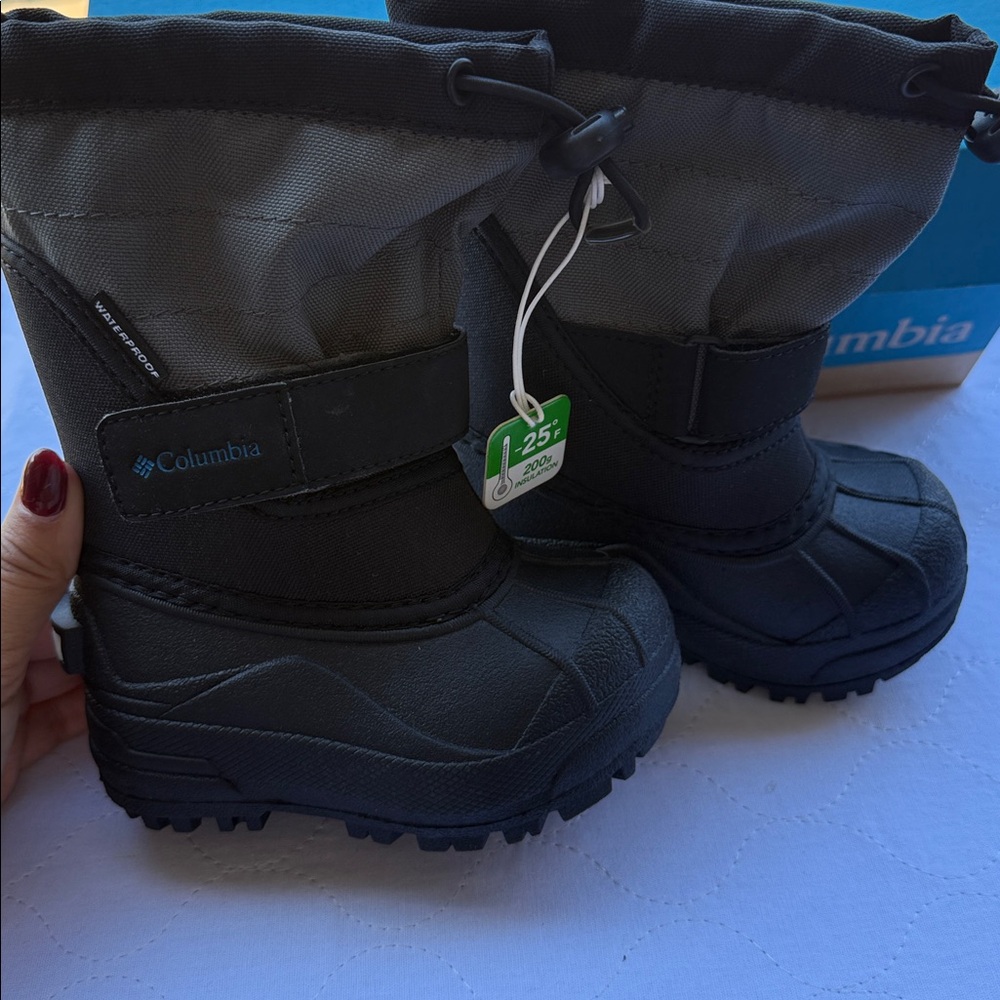 Columbia Black and Gray Snow Boots
